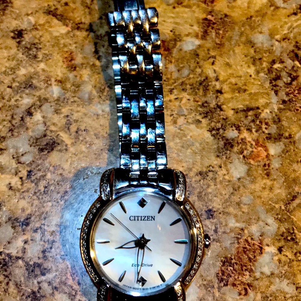 Ladies watch!